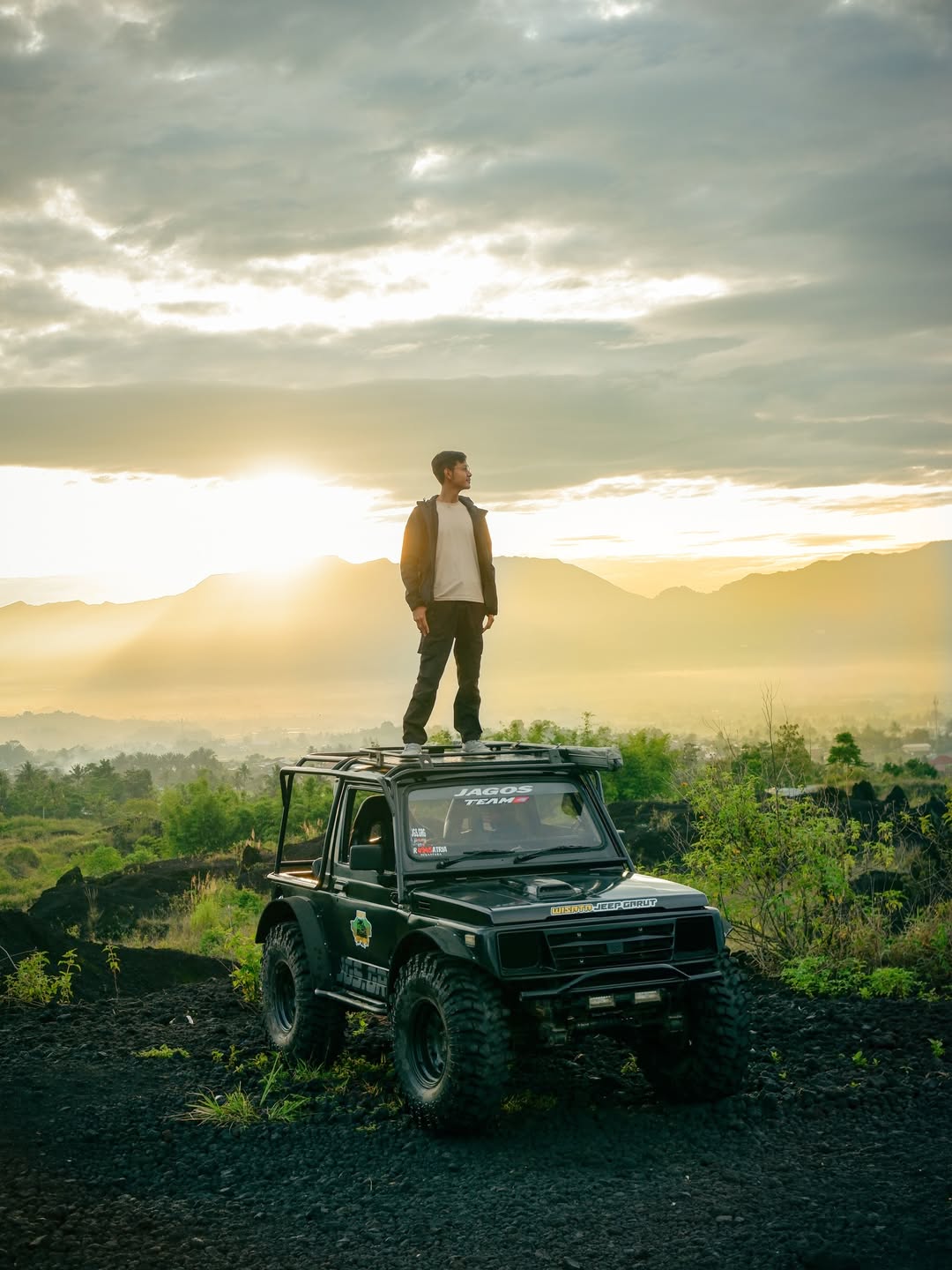 PAKET SUNRISE GUNUNG GUNTUR